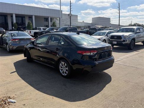 Certified 2024 Toyota Corolla LE image 7