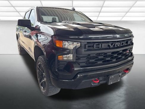 Used 2022 Chevrolet Silverado 1500 Custom Trail Boss AWD/4WD image 1