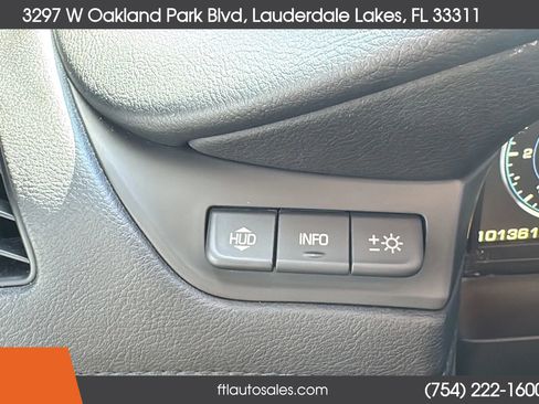 Used 2015 Cadillac Escalade Premium RWD image 90