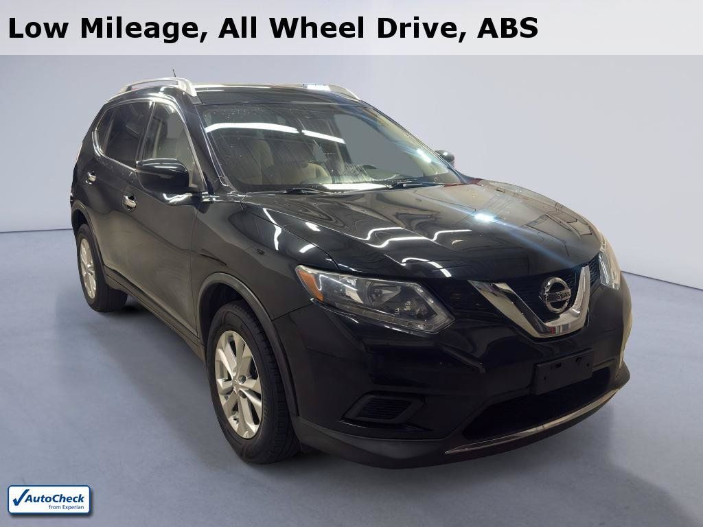 Used 2016 Nissan Rogue SV AWD/4WD image 1