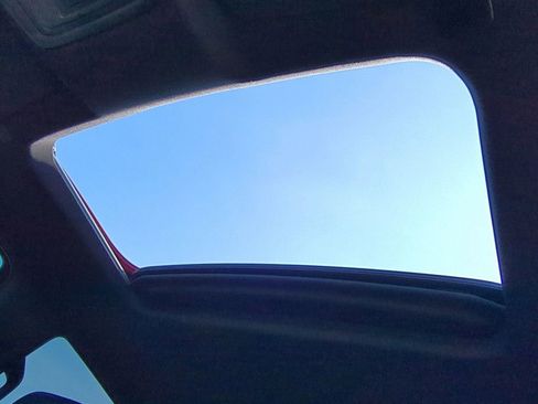 Used 2023 Chevrolet Silverado 1500 High Country w/ Technology Package image 21