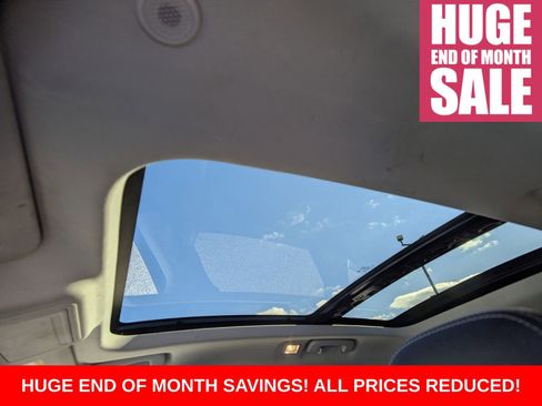 Used 2022 Ford Escape Titanium w/ Class II Trailer Tow Package image 19