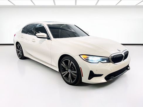 Used 2021 BMW 330e w/ Convenience Package image 3