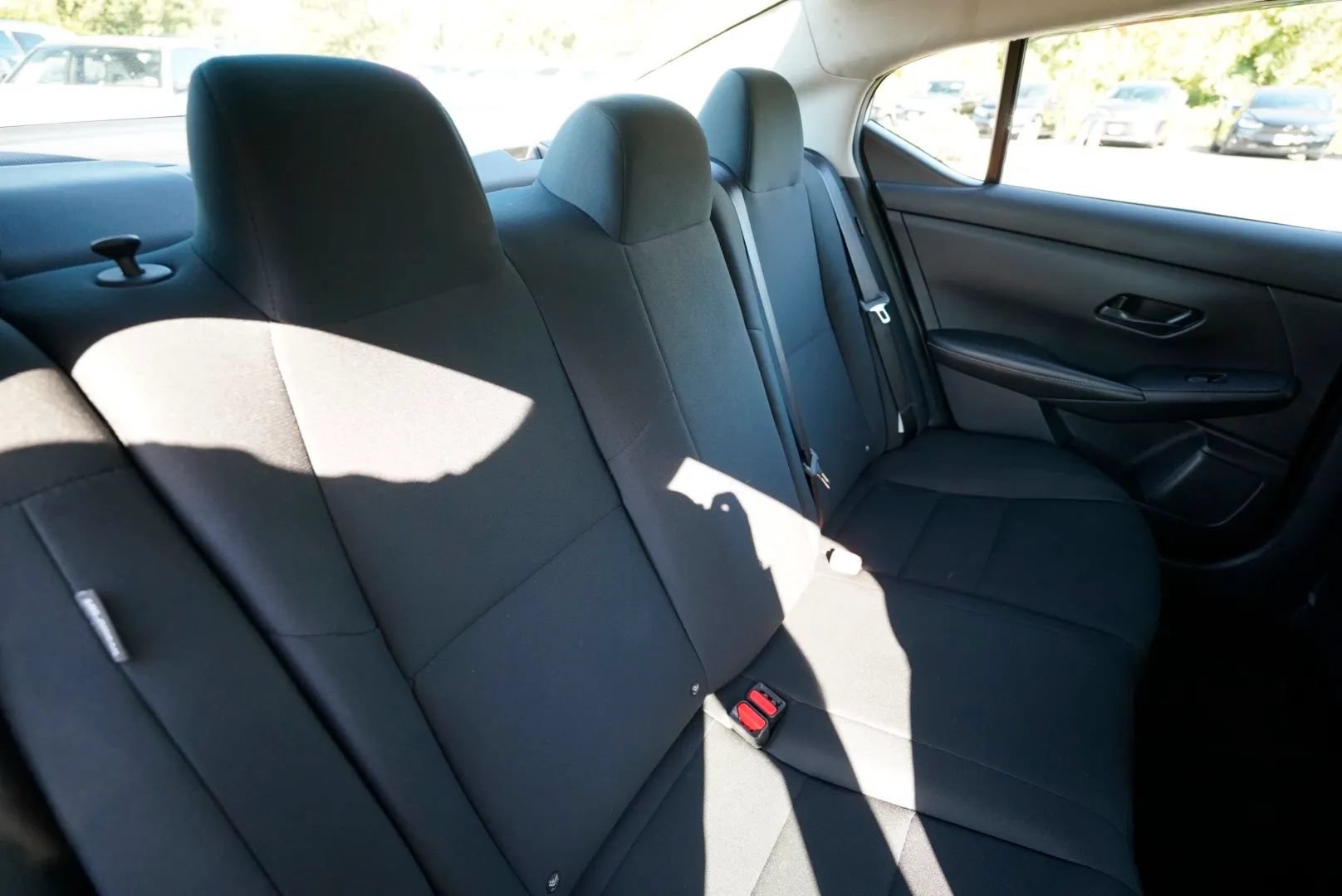 Used 2025 Nissan Sentra S FWD image 32