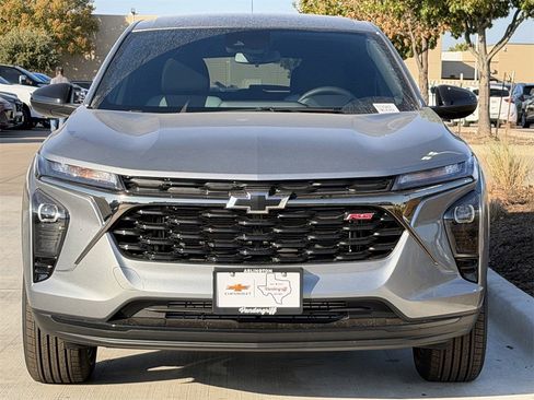 New 2026 Chevrolet Trax RS w/ Driver Confidence Package image 7