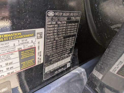 Used 2019 Land Rover Discovery SE AWD/4WD image 38