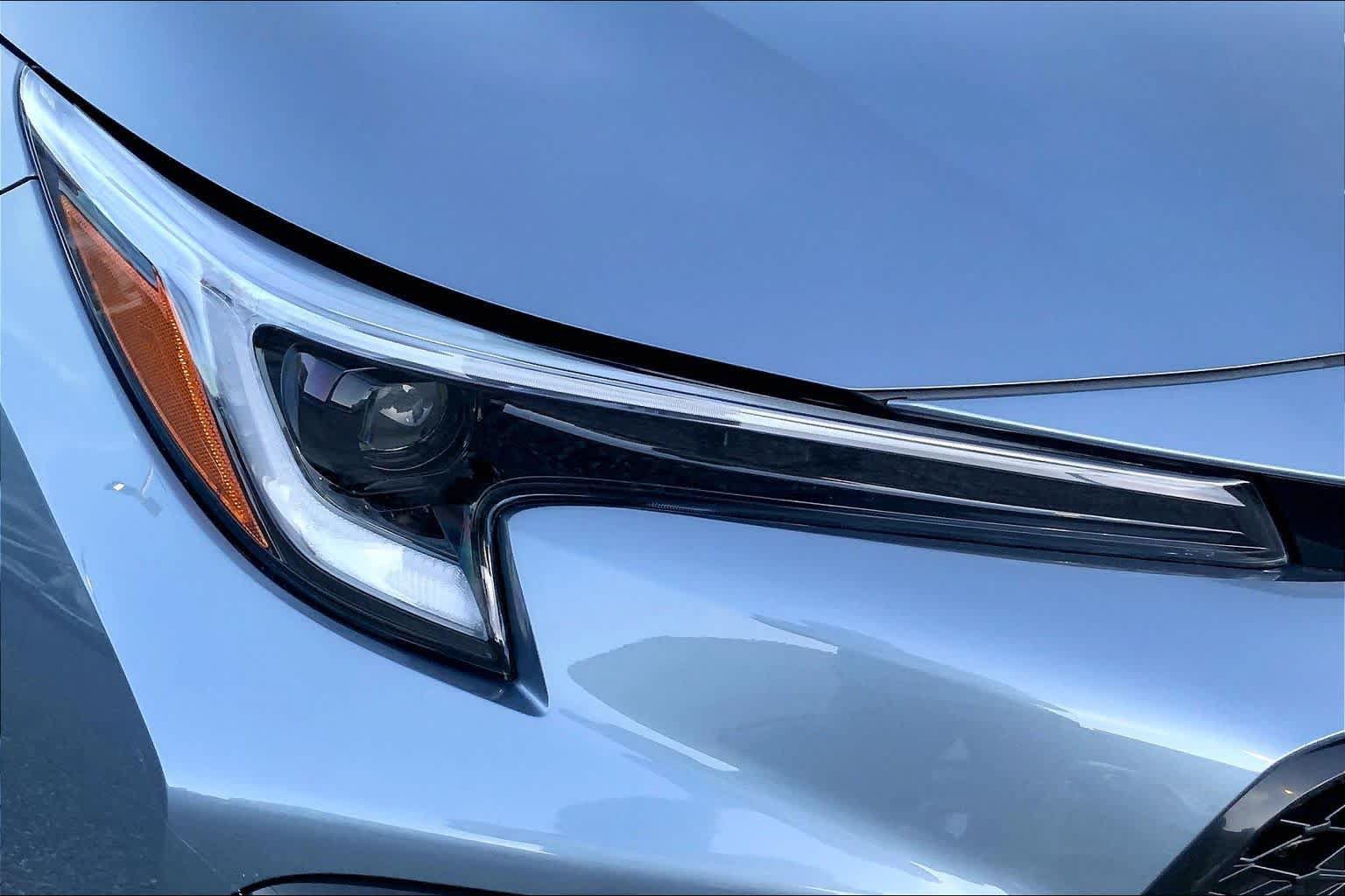 Used 2026 Toyota Corolla SE FWD image 24