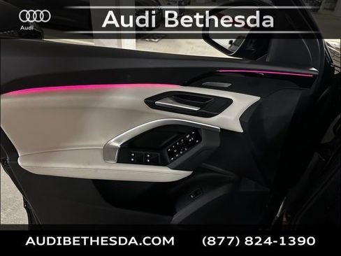 New 2025 Audi Q5 Prestige image 13