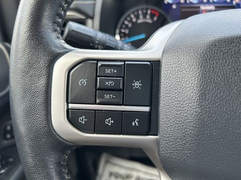 Used 2024 Ford Expedition Max XLT image 24