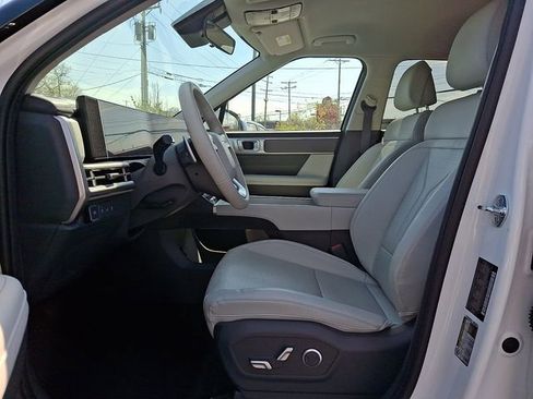 Used 2026 Hyundai Santa Fe SEL AWD/4WD image 14