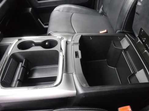 Certified 2017 RAM 1500 Sport image 32