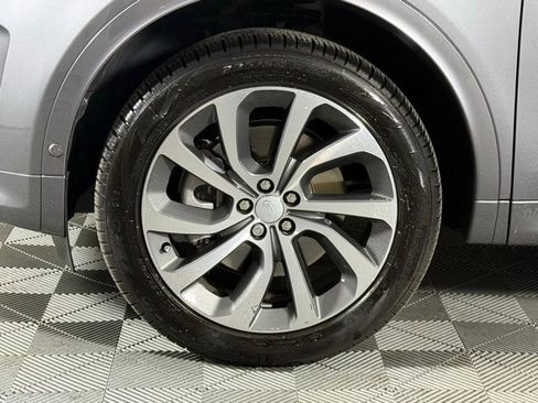 Certified 2025 Land Rover Discovery Sport S image 13