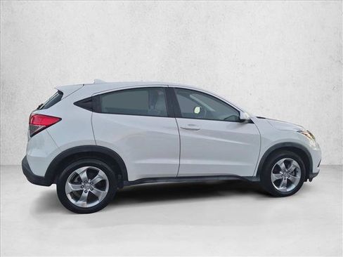 Used 2021 Honda HR-V LX image 4