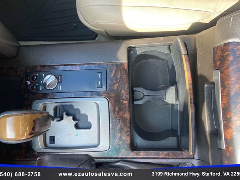 Used 2008 Toyota Land Cruiser AWD/4WD image 20