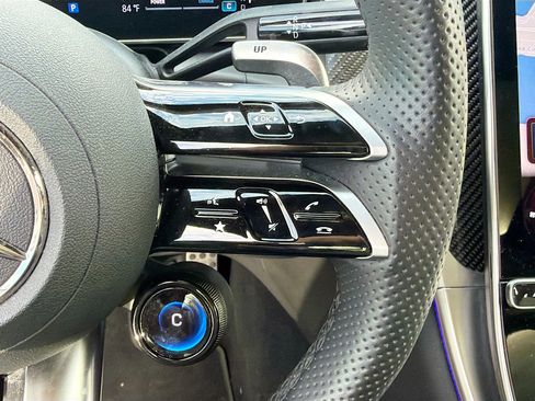 Used 2025 Mercedes-Benz GLC 43 AMG 4MATIC image 37