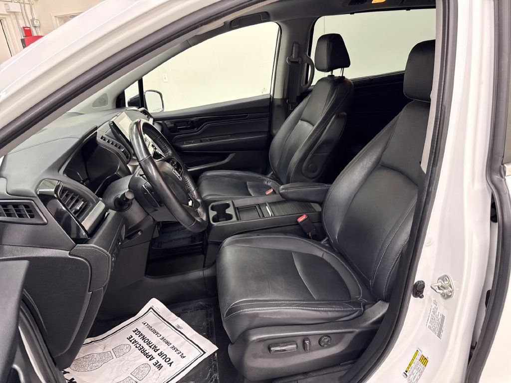 Used 2021 Honda Odyssey Touring image 14
