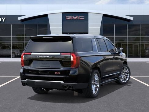 New 2026 GMC Yukon XL Denali w/ Denali Reserve Package AWD/4WD image 4