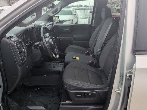 Used 2019 Chevrolet Silverado 1500 LT w/ All-Star Edition image 11