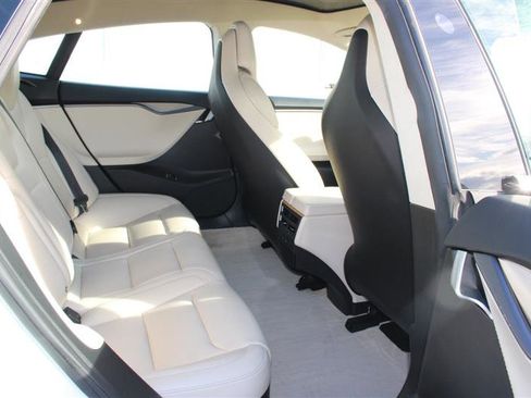 Used 2018 Tesla Model S 75D image 15