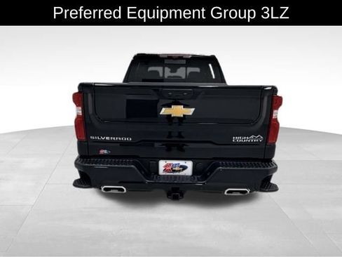 Certified 2025 Chevrolet Silverado 1500 High Country AWD/4WD image 4