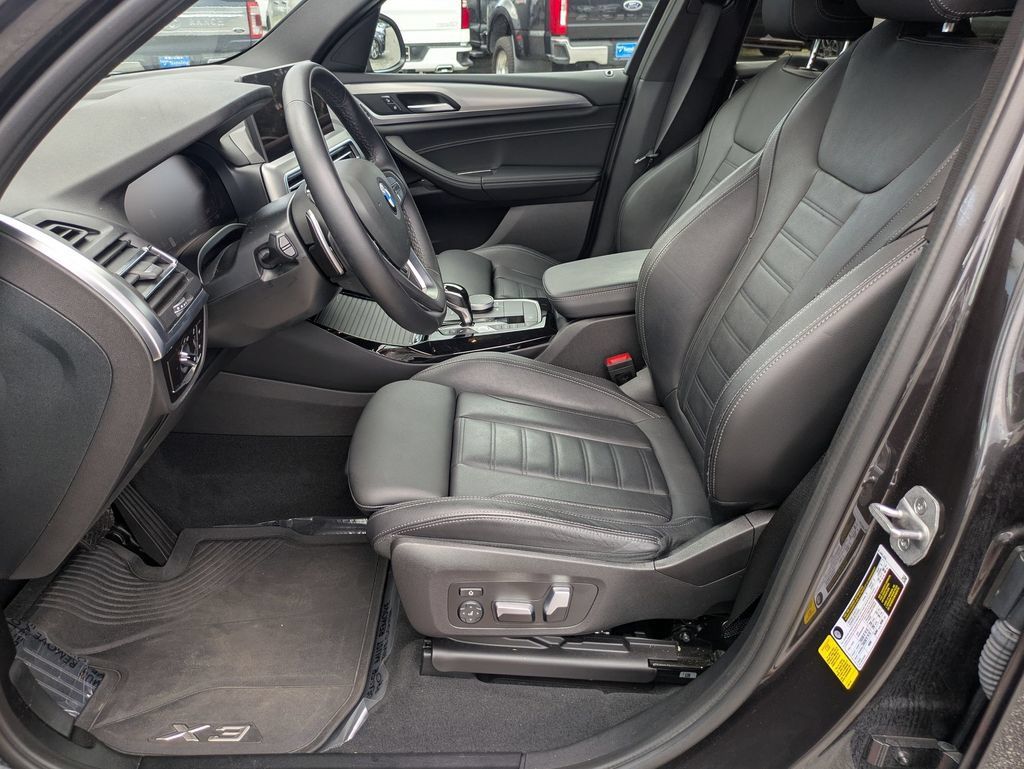 Used 2023 BMW X3 sDrive30i w/ Premium Package RWD image 10