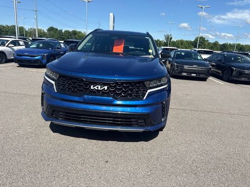 Used 2022 Kia Sorento S FWD image 4
