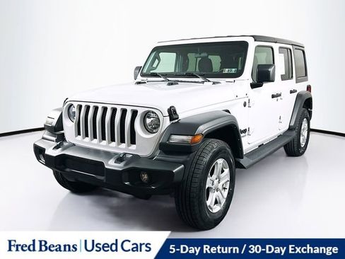 Used 2022 Jeep Wrangler Unlimited Sport image 3