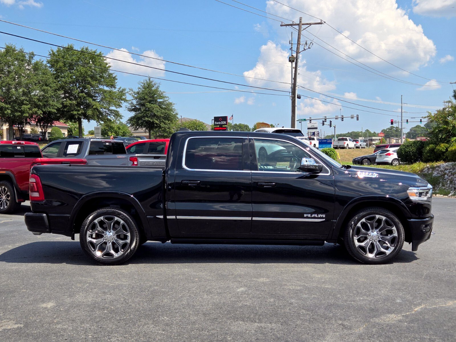 Used 2023 RAM 1500 Limited AWD/4WD image 6