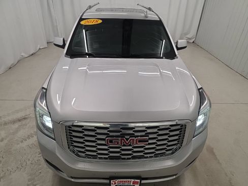 Used 2018 GMC Yukon XL Denali w/ Open Road Package AWD/4WD image 9