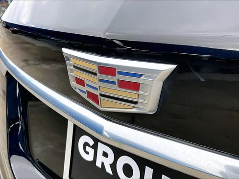 Used 2018 Cadillac XT5 FWD image 31