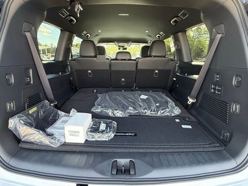 New 2025 Nissan Armada PRO-4X image 17