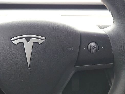 Used 2022 Tesla Model 3 Long Range AWD/4WD image 21