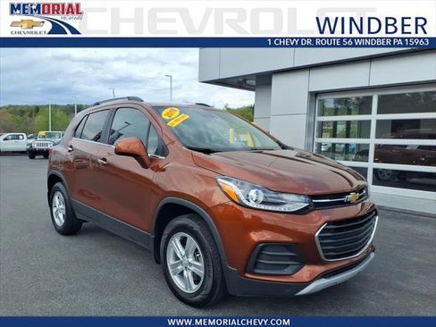 Used 2019 Chevrolet Trax LT w/ Driver Confidence Package AWD/4WD image 1