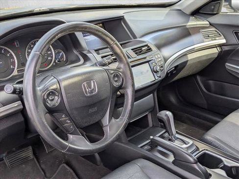Used 2015 Honda Crosstour EX-L image 10