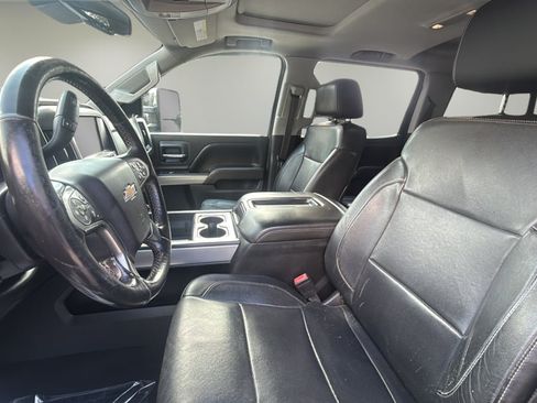 Used 2015 Chevrolet Silverado 2500 LTZ w/ Duramax Plus Package AWD/4WD image 13