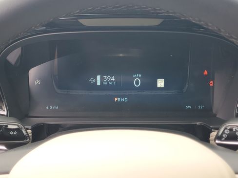 New 2026 Lincoln Corsair Premiere image 17