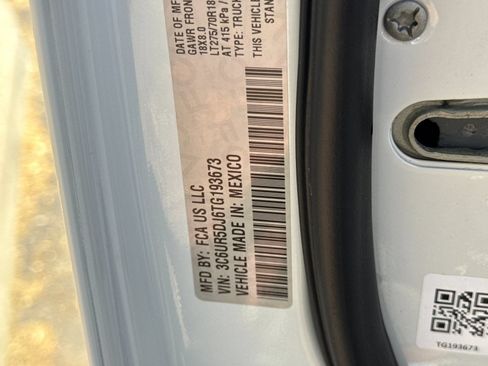 Used 2026 RAM 2500 Big Horn AWD/4WD image 42