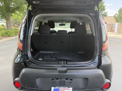 Used 2016 Kia Soul FWD image 17