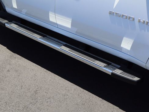 Certified 2022 Chevrolet Silverado 2500 LT AWD/4WD image 11