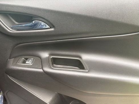 Used 2019 Chevrolet Equinox LT FWD image 38