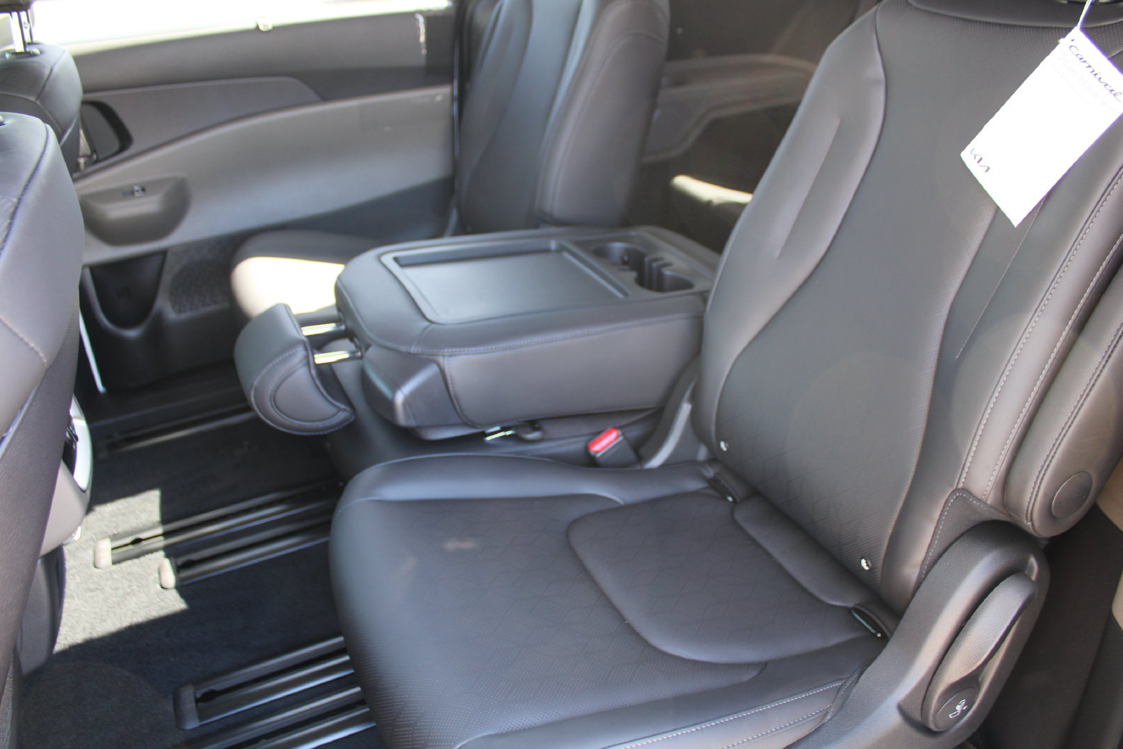 New 2026 Kia Carnival EX FWD image 19