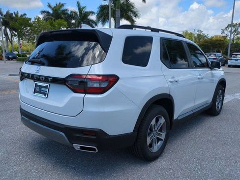 New 2026 Honda Pilot EX-L image 3