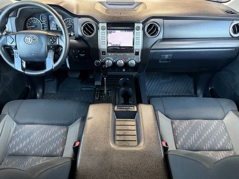 Used 2018 Toyota Tundra SR5 image 11