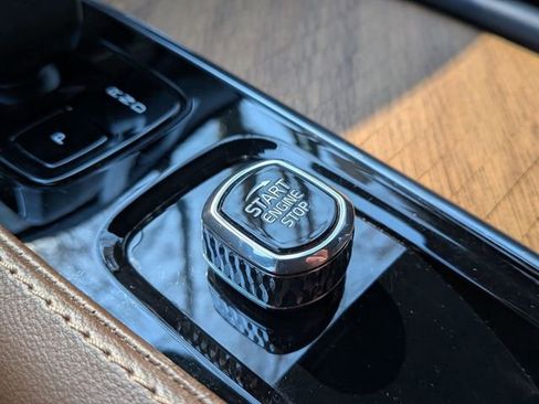 Certified 2023 Volvo XC90 B6 Plus w/ Protection Package image 20