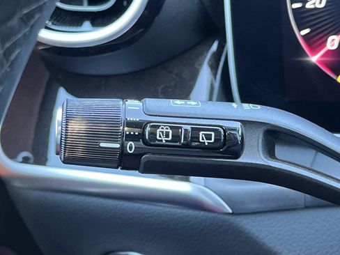 Certified 2024 Mercedes-Benz GLC 300 image 32