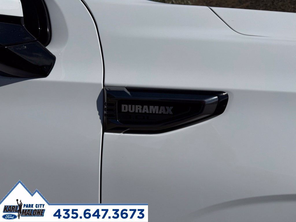 Used 2025 GMC Yukon AT4 w/ AT4 Premium Plus Package AWD/4WD image 10