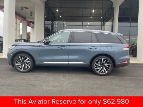 Used 2025 Lincoln Aviator Reserve w/ Equipment Group 201A AWD/4WD image 18
