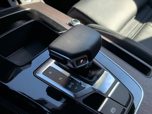 Certified 2024 Audi Q5 e Premium Plus w/ Premium Plus Package image 27