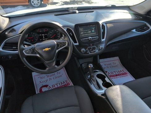 Used 2017 Chevrolet Malibu LS image 14