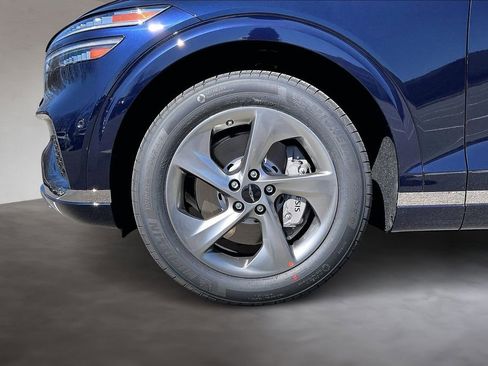 New 2026 Genesis GV70 2.5T Advanced image 12